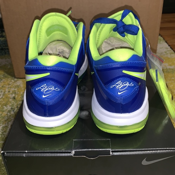 lebron v8 sprite